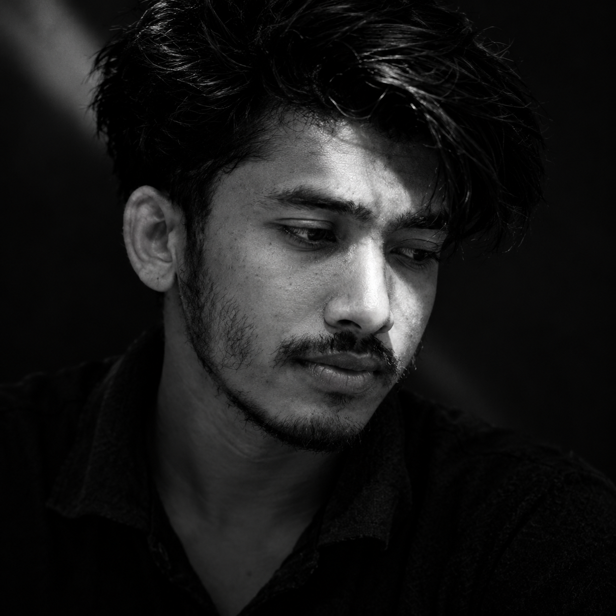 Cinematic Black & White Portrait — Moody Light & Deep Shadows